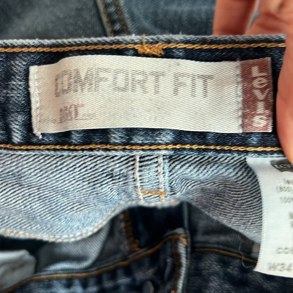 Men’s Levi’s 560 Comfort Fit - Picture 7 of 10